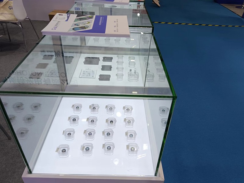 金年会jinnianhui
光学元件展品